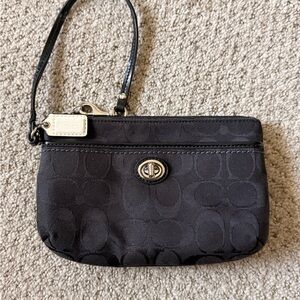 Coach Black Signature Turnlock Wristlet Clutch
